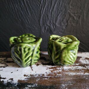 Small Vintage Ceramic Green Cabbage Leaf Salt and Pepper Shakers *Read